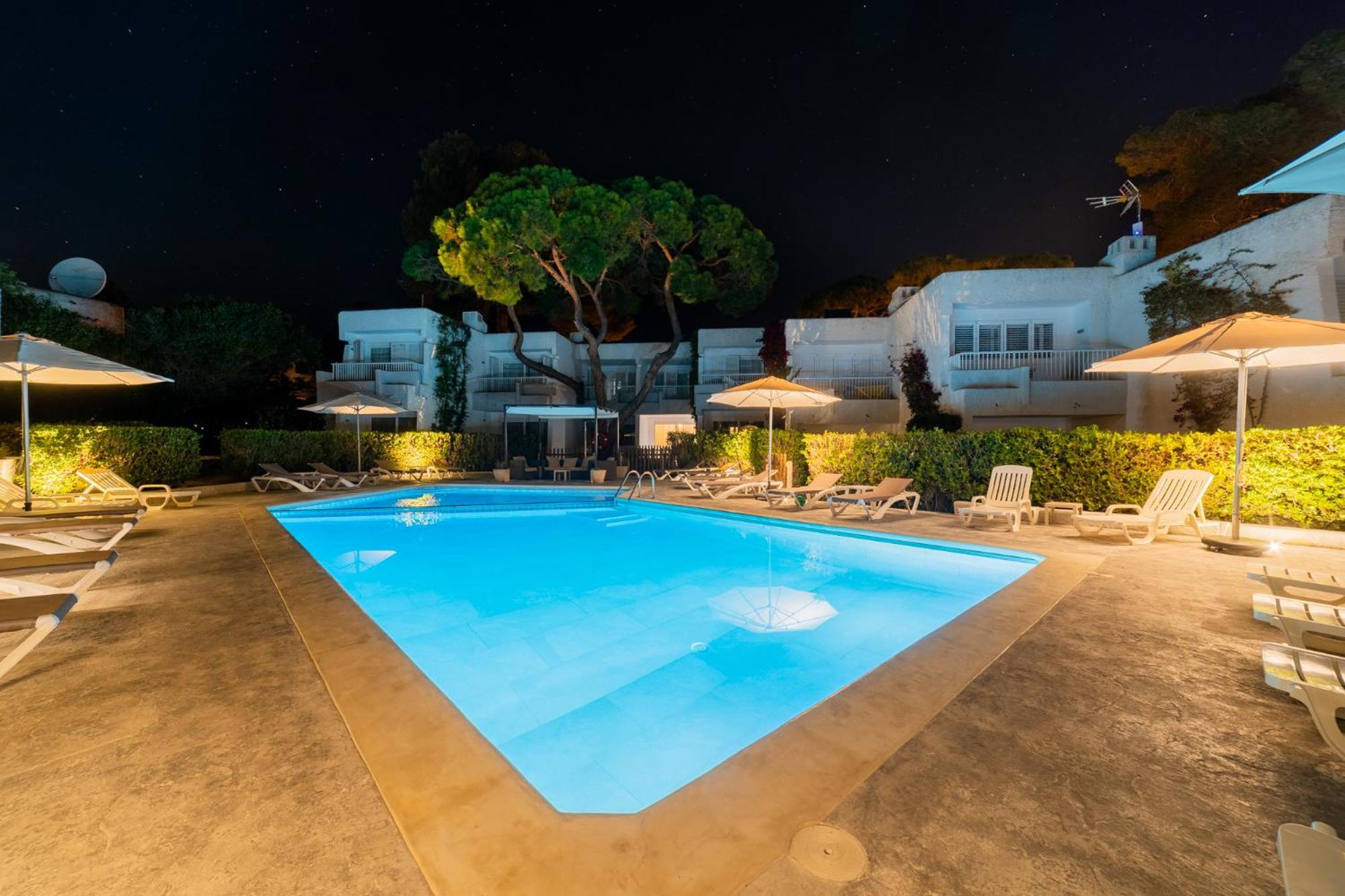 סנטה אאולריה דס ריו Atlas Apartments Ibiza מראה חיצוני תמונה